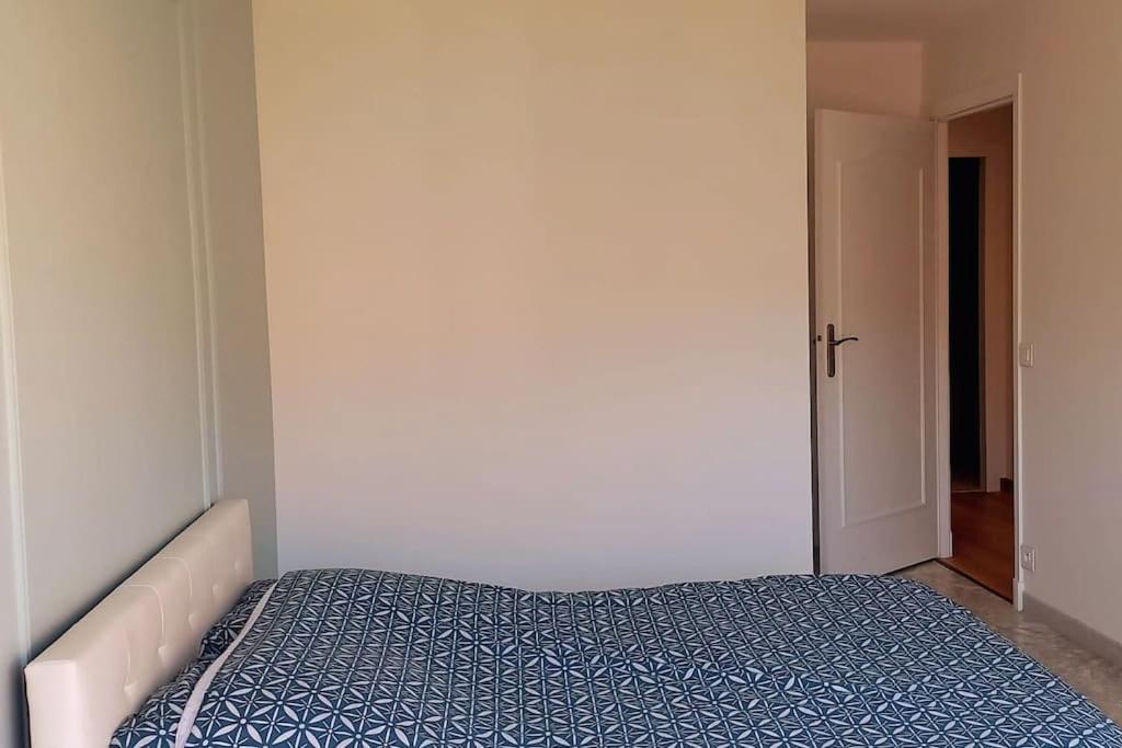 Immeuble Le Regency, Appartement 4 Pieces, 80 Metres De La Plage Ментона Екстериор снимка
